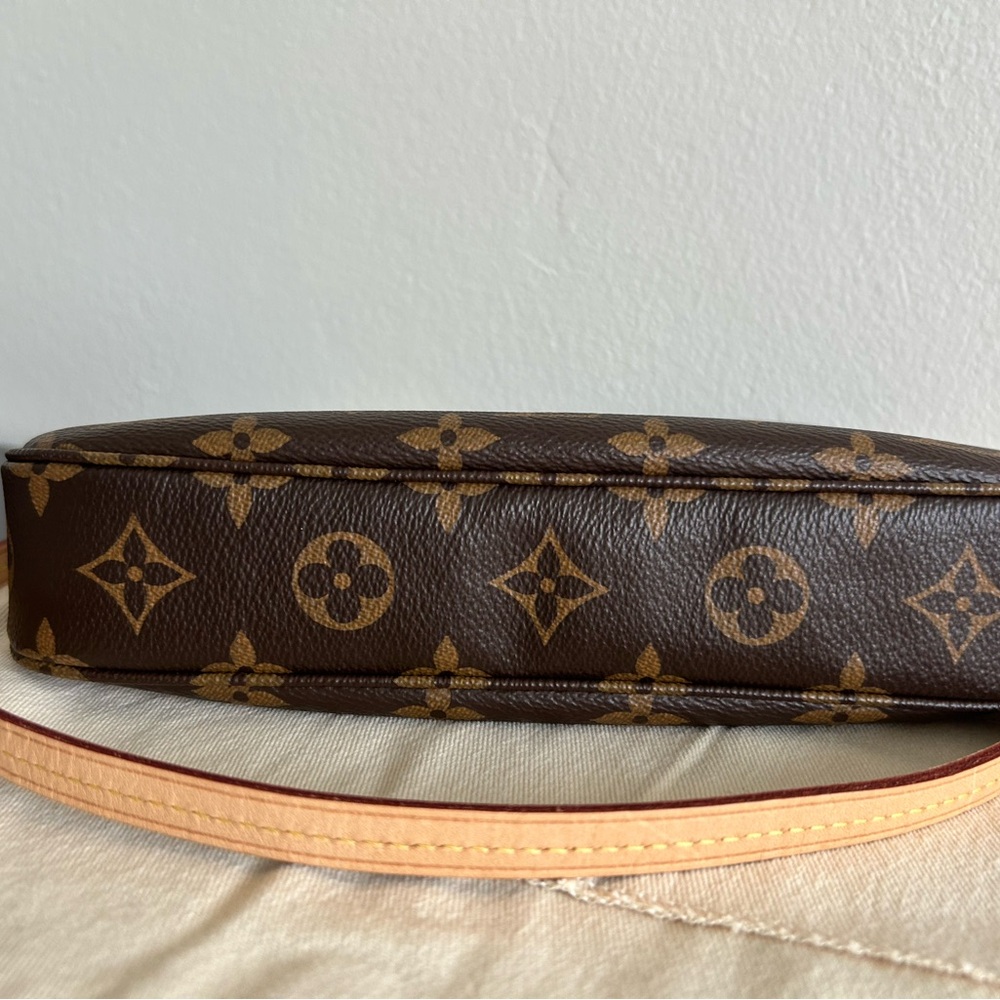 Louis Vuitton Mini Bag in Brown with Gold Accents - Picture 13 of 14